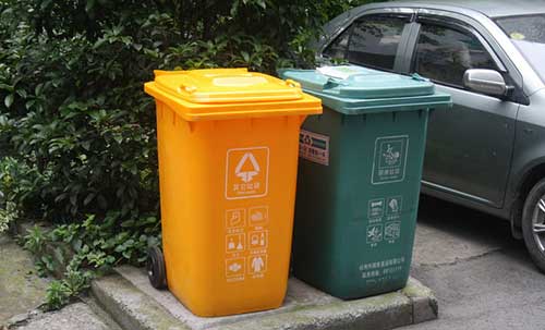   一個(gè)垃圾桶引發(fā)的血案！